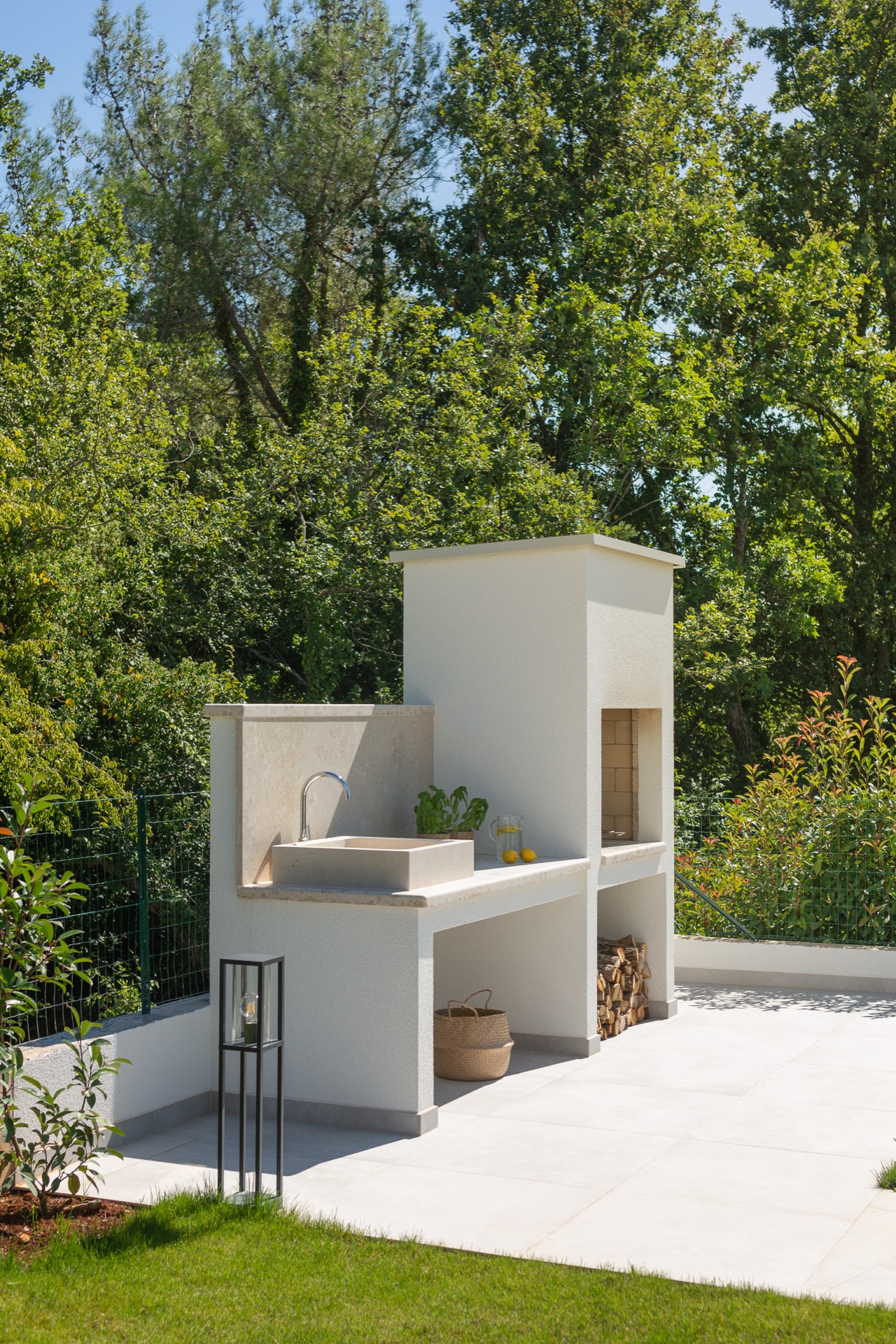 Pool, Terrasse, Stein-Grill